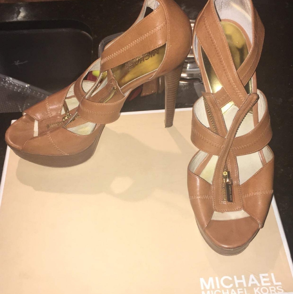 Women heels